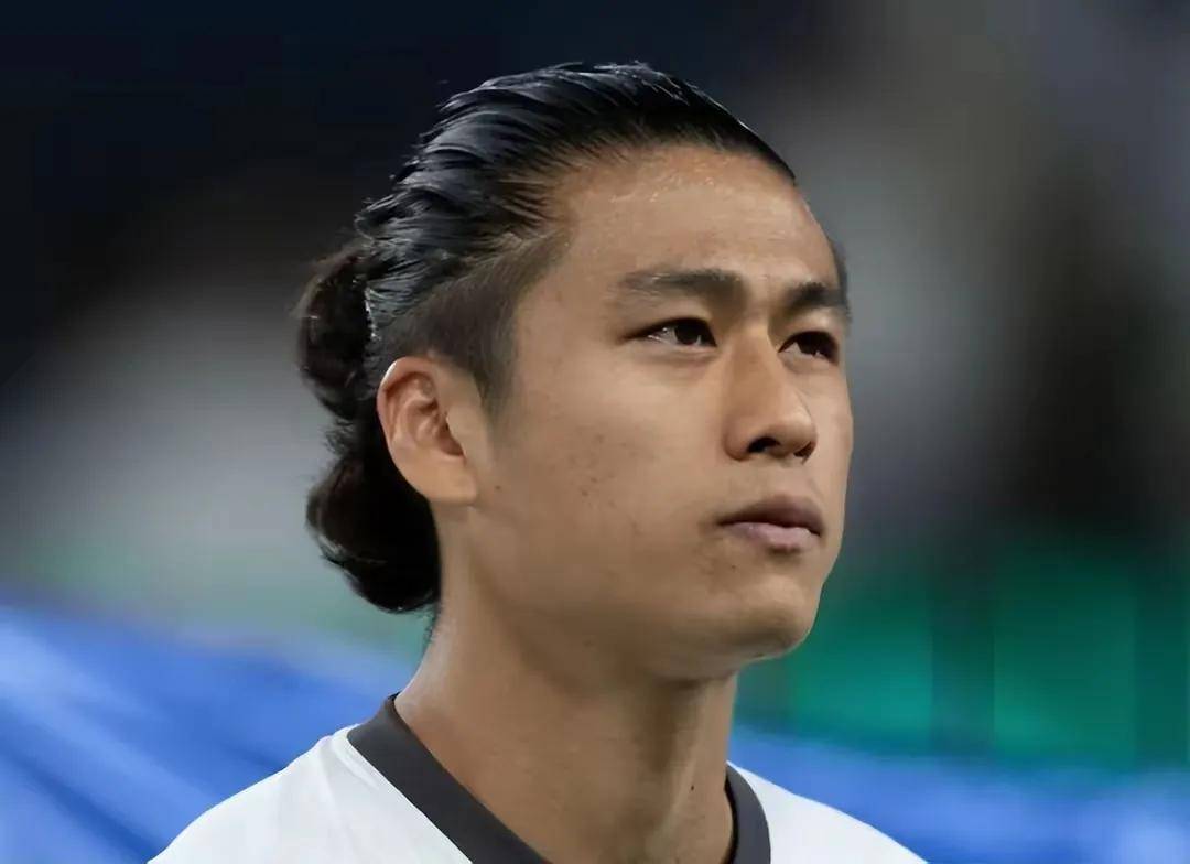 Yabo Sports-澳大利亚队教练压力巨大!,TheShy遭遇五持续失利赛场气氛高涨-Yabo Sports